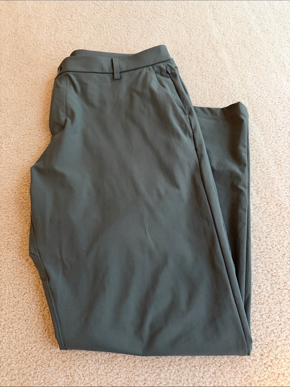 Lululemon commission pant classic fit